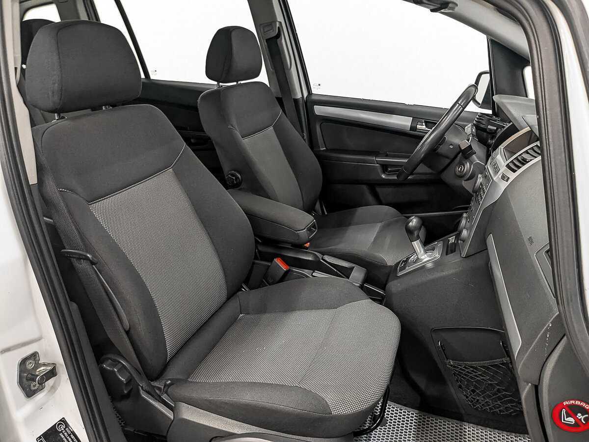 Б/У Опель Зафира 2013 года. Фото: #23