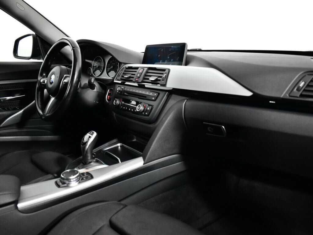 Б/У БМВ 3 серии 2016 года. Фото: #8