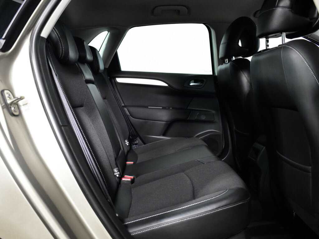 Б/У Ситроен Ц4 2012 года. Фото: #9