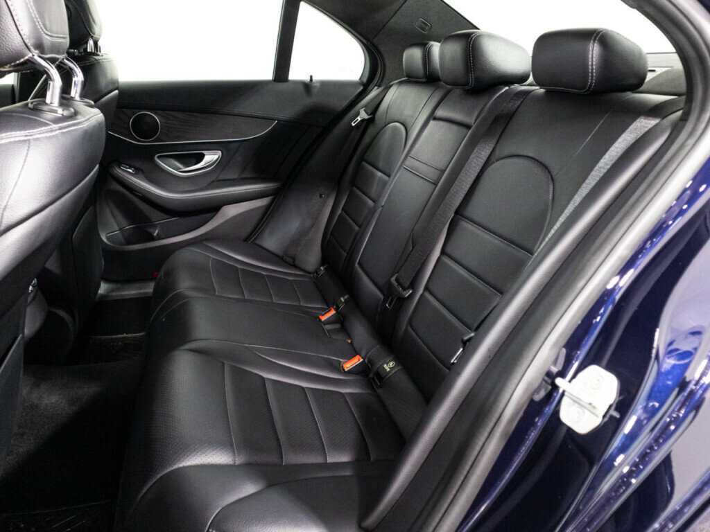 Б/У Мерседес-Бенц Ц-Класс 2015 года. Фото: #9