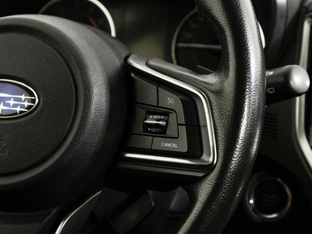 Б/У Субару ИксВи 2018 года. Фото: #21