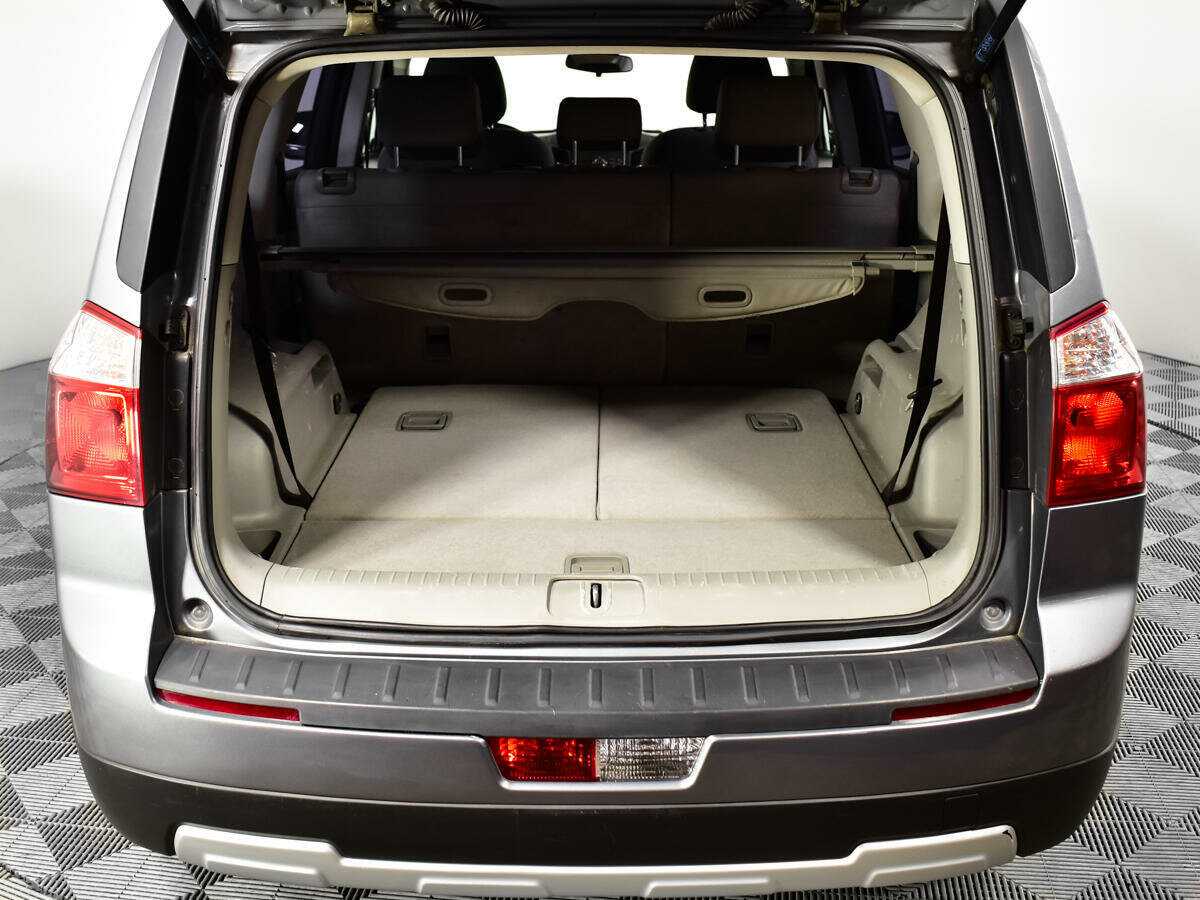 Б/У Шевроле Орландо 2013 года. Фото: #11