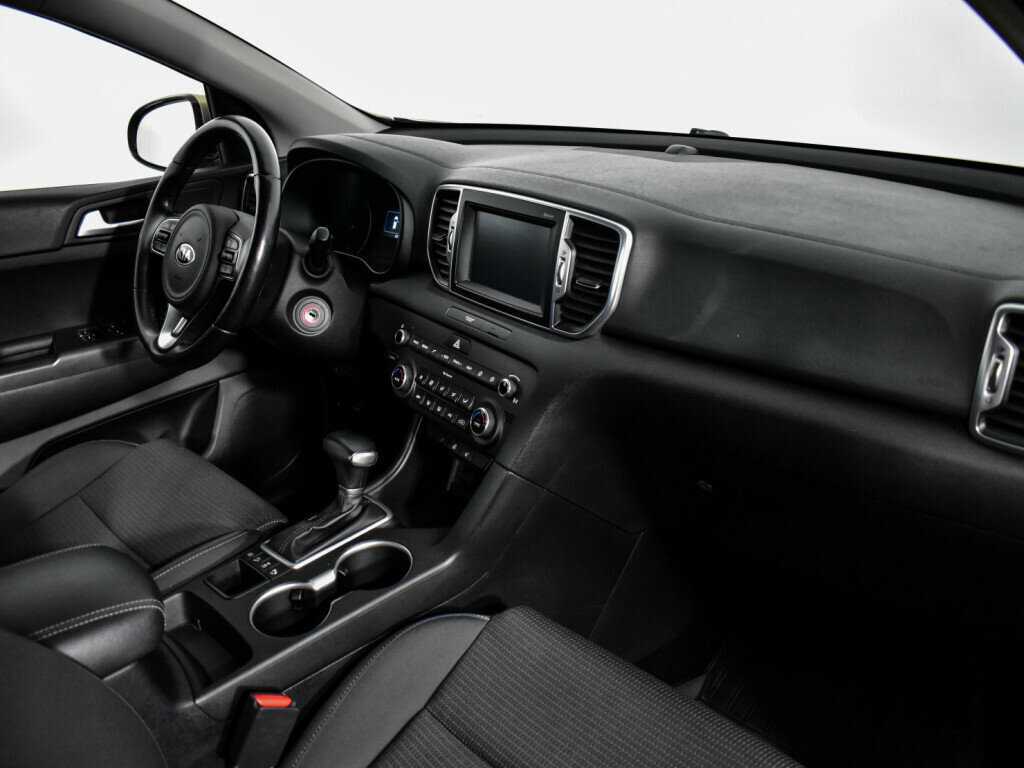 Б/У Киа Спортейдж 2016 года. Фото: #14