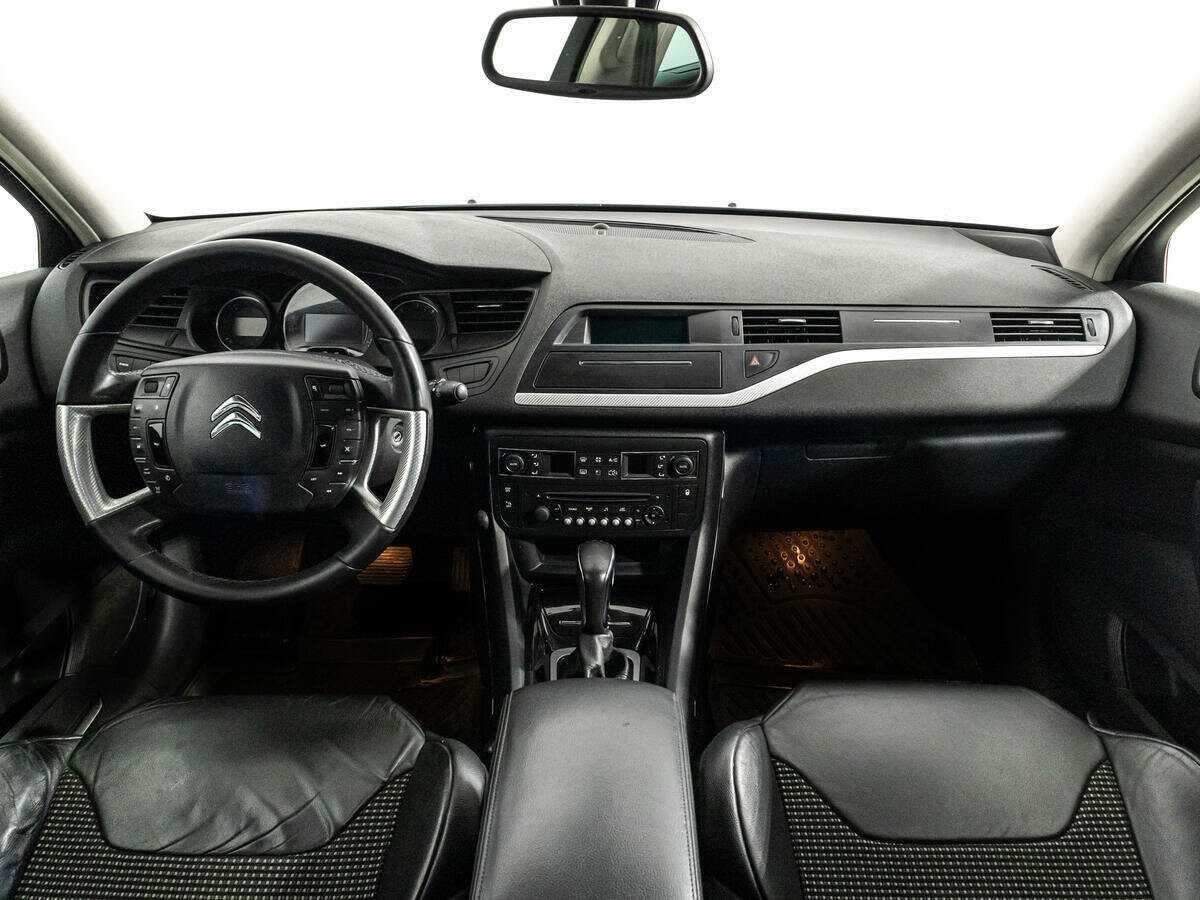 Б/У Ситроен Ц5 2013 года. Фото: #10