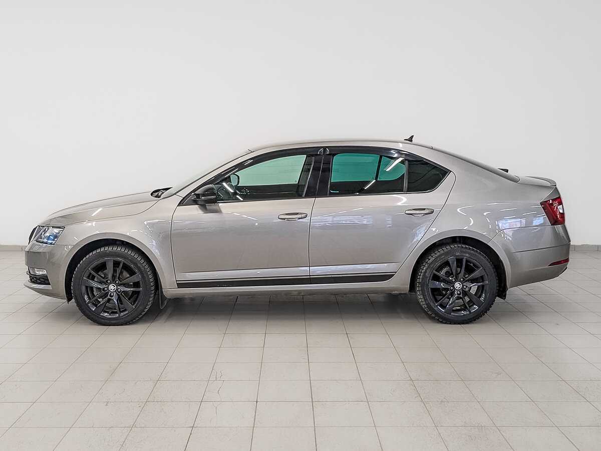 Б/У Шкода Октавия 2019 года. Фото: #7