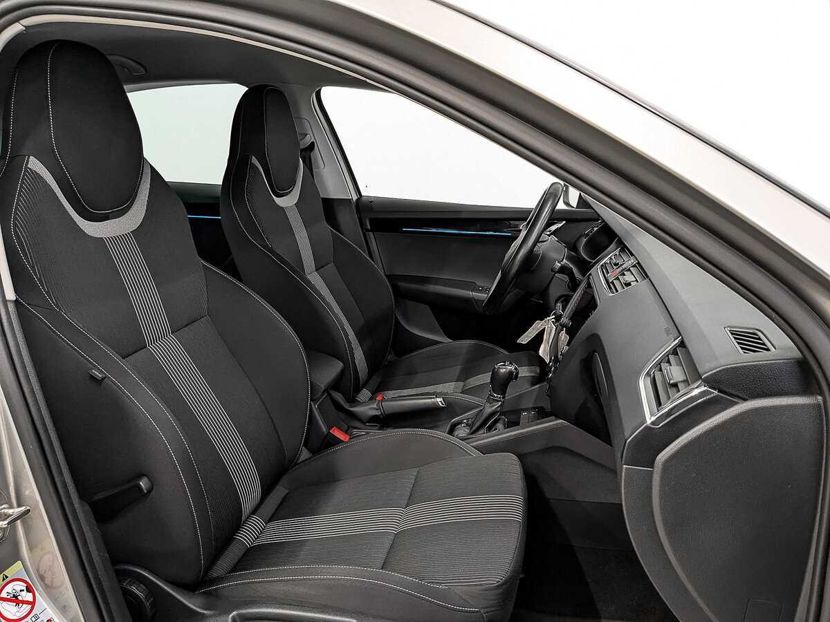 Б/У Шкода Октавия 2019 года. Фото: #23