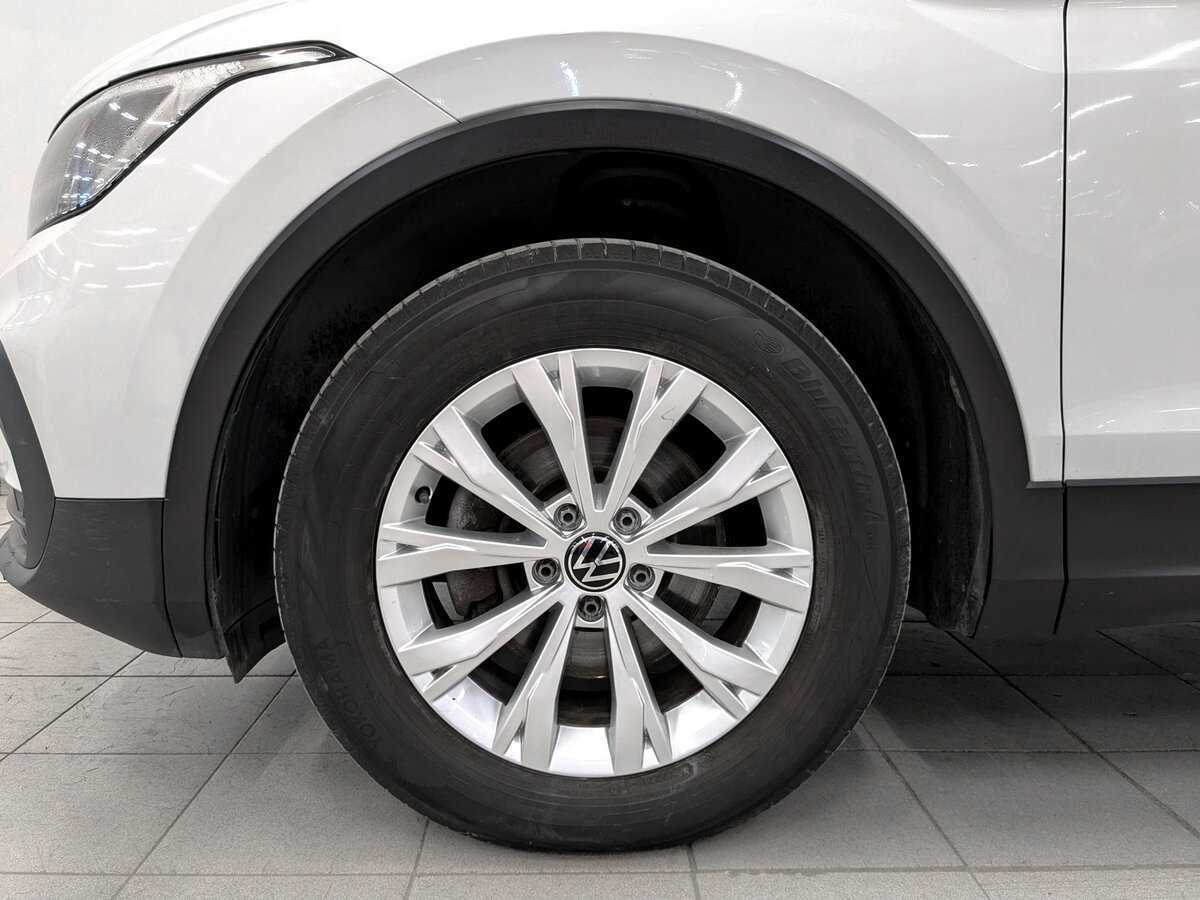 Б/У Фольксваген Тигуан 2021 года. Фото: #17