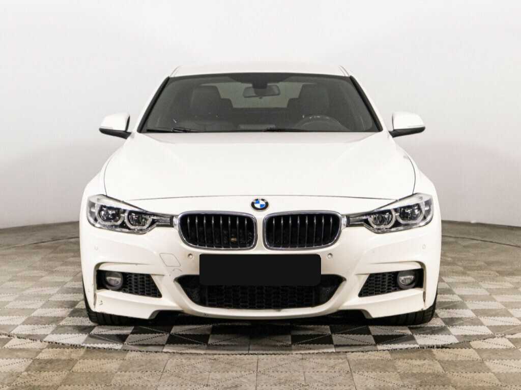 Б/У БМВ 3 серии 2018 года. Фото: #1