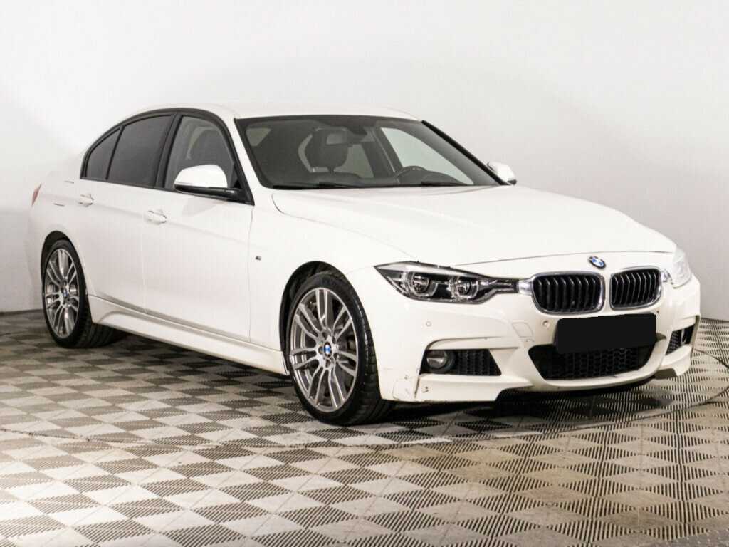 Б/У БМВ 3 серии 2018 года. Фото: #2