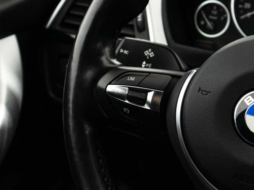 Б/У БМВ 3 серии 2018 года. Фото: #18