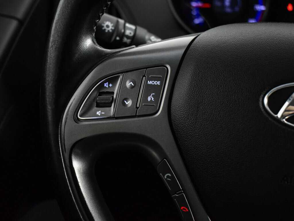 Б/У Хендай ай-икс35 2014 года. Фото: #13