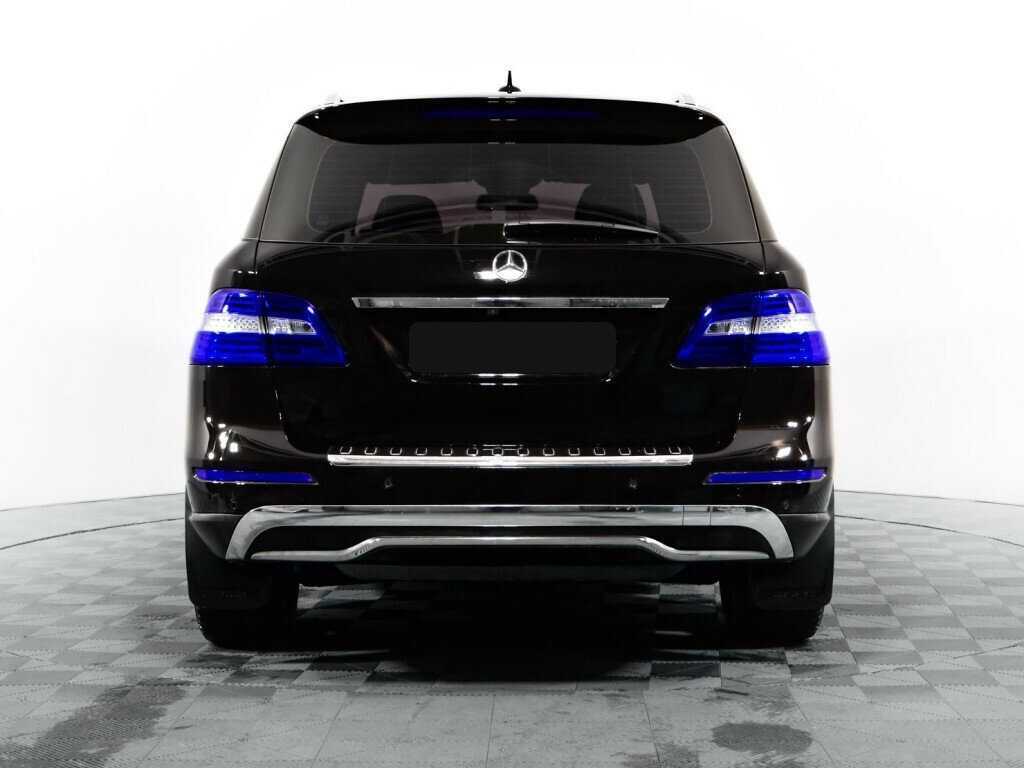 Б/У Мерседес-Бенц М-Класс 2013 года. Фото: #5