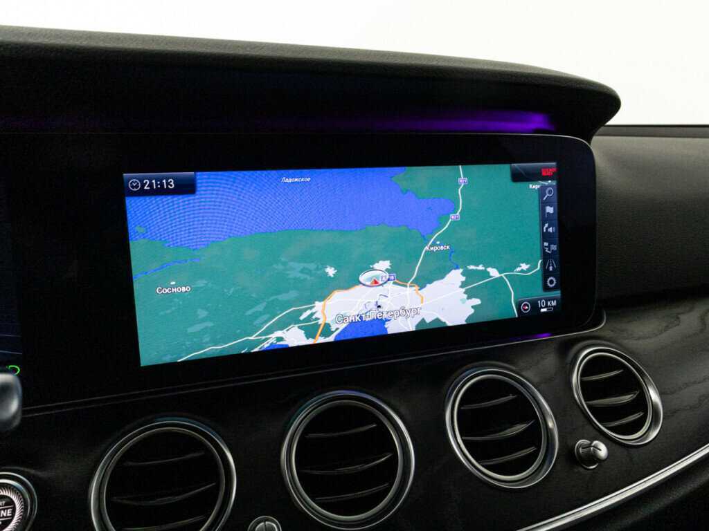 Б/У Мерседес-Бенц Е-Класс 2017 года. Фото: #15