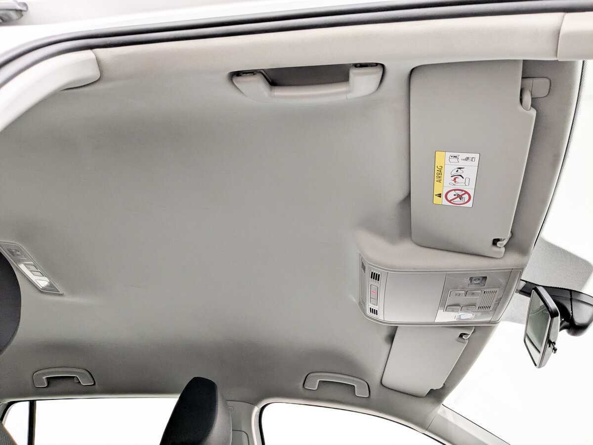 Б/У Фольксваген Тигуан 2021 года. Фото: #21