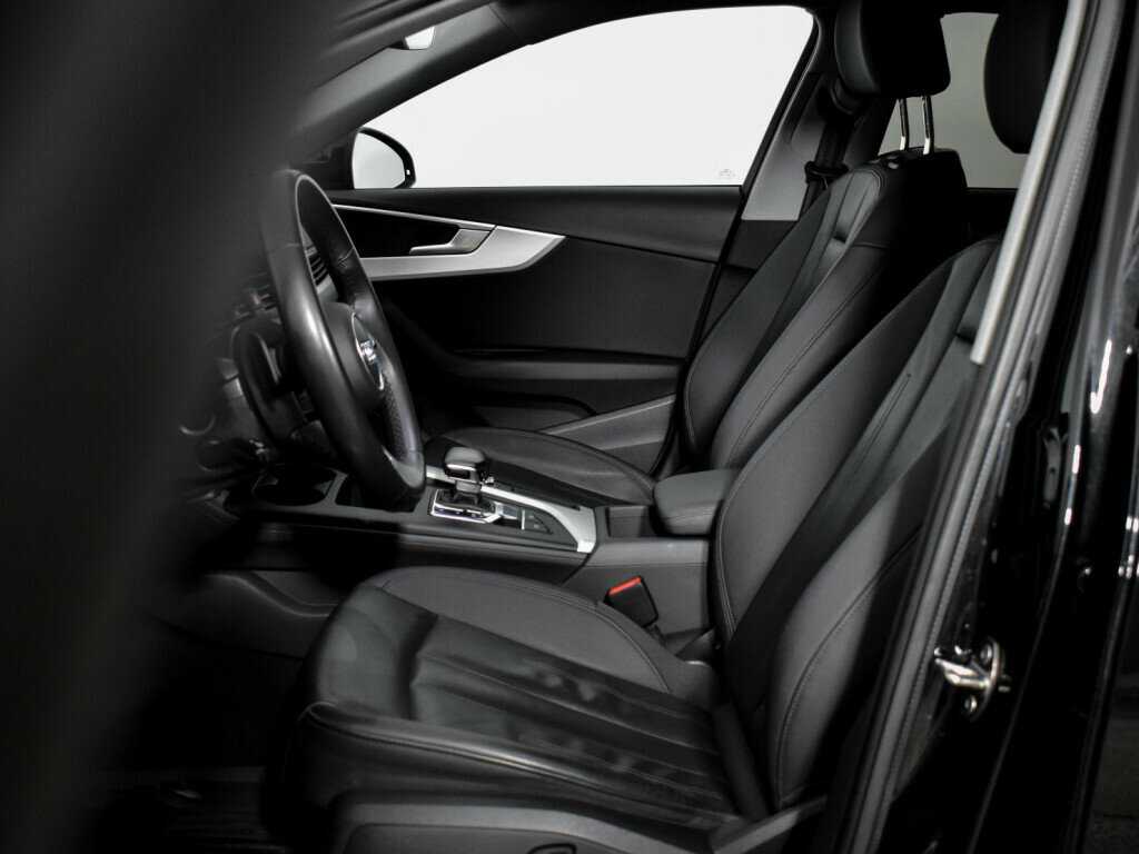 Б/У Ауди А4 2020 года. Фото: #9