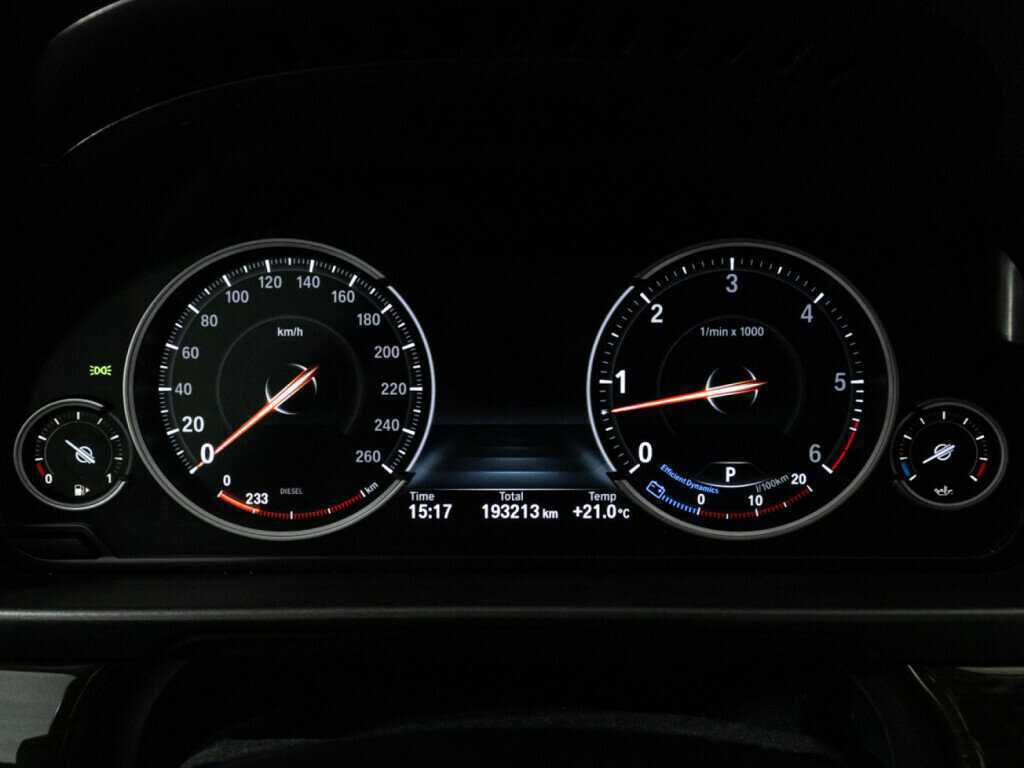 Б/У БМВ 5 серии 2016 года. Фото: #11