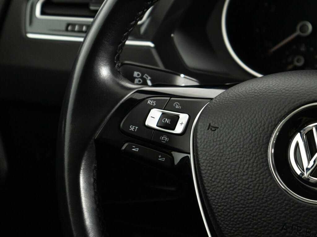 Б/У Фольксваген Тигуан 2020 года. Фото: #20