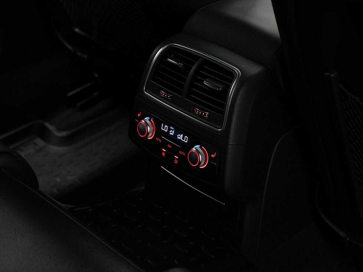 Б/У Ауди А6 2016 года. Фото: #10