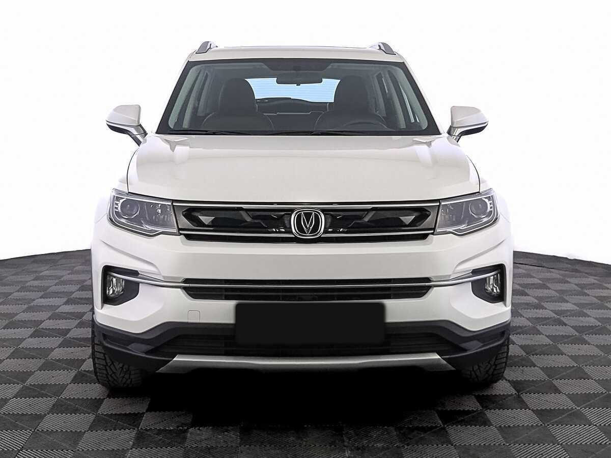 Б/У Чанган CS35 Plus 2021 года. Фото: #1