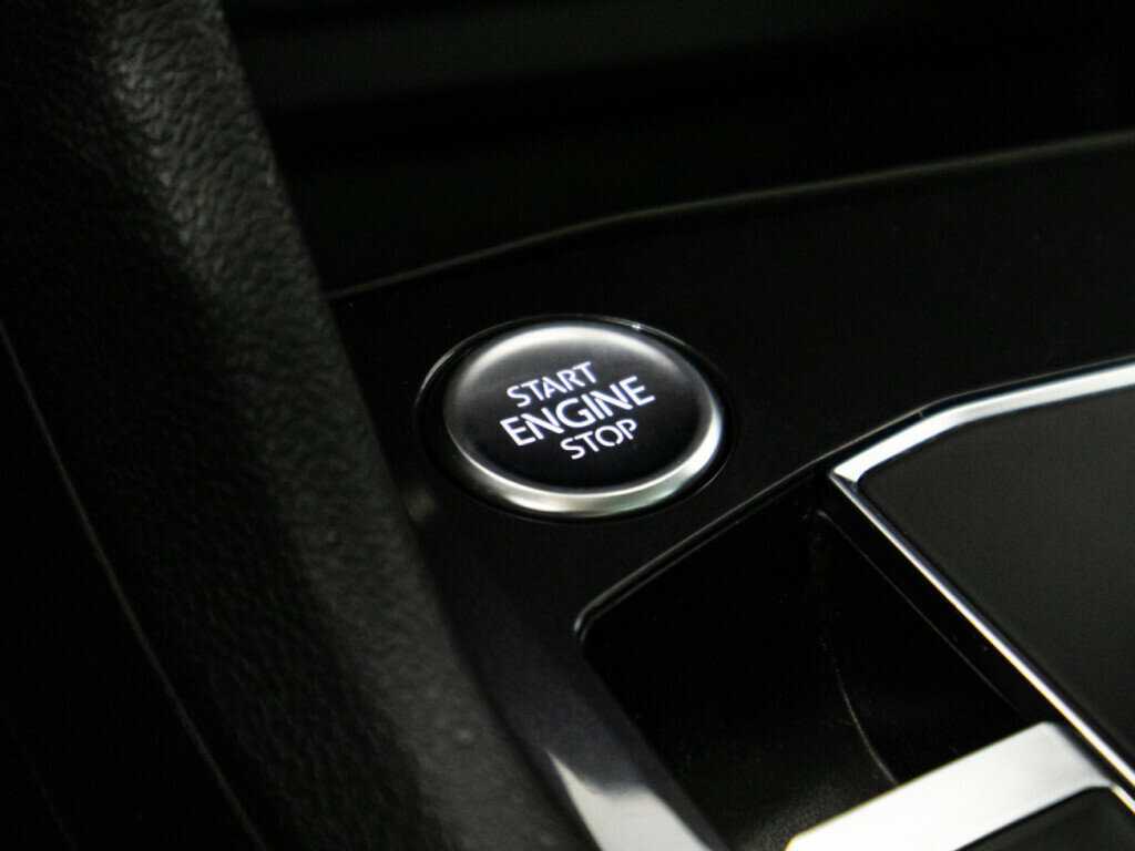 Б/У Фольксваген Тигуан 2019 года. Фото: #17