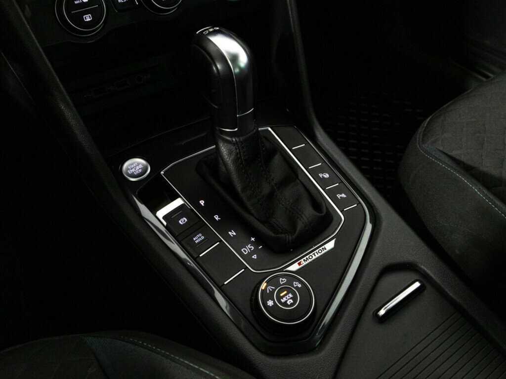 Б/У Фольксваген Тигуан 2019 года. Фото: #18