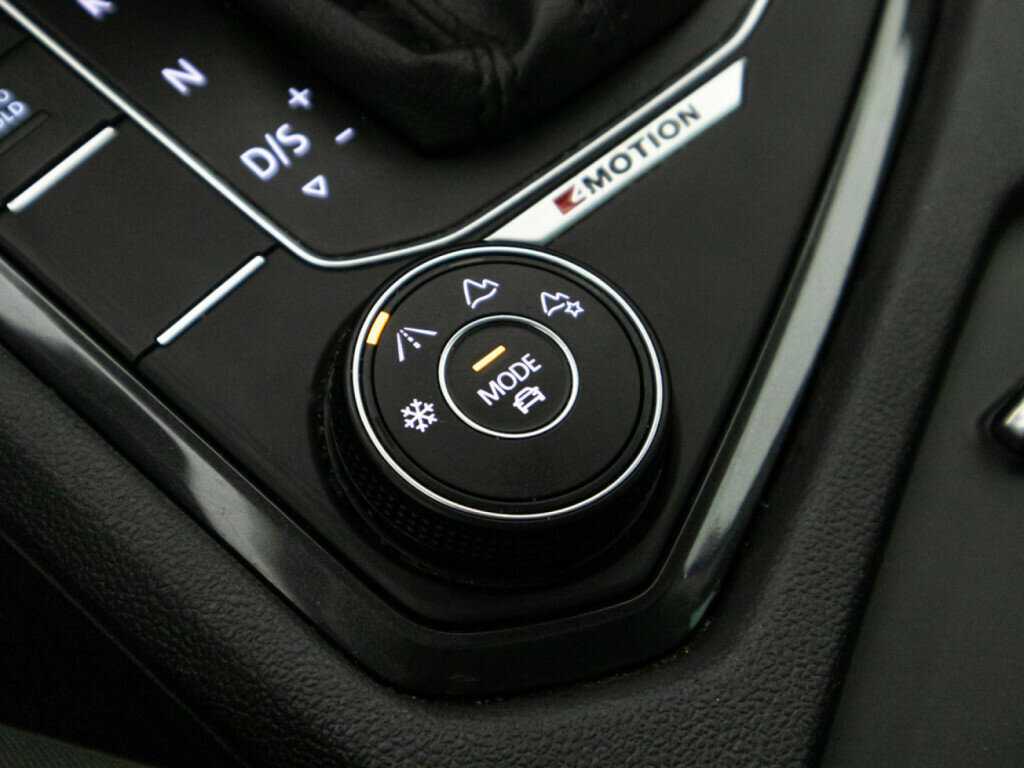 Б/У Фольксваген Тигуан 2019 года. Фото: #19