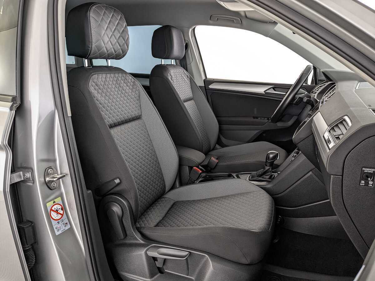 Б/У Фольксваген Тигуан 2020 года. Фото: #23