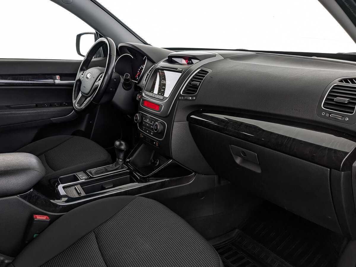 Б/У Киа Соренто 2016 года. Фото: #12