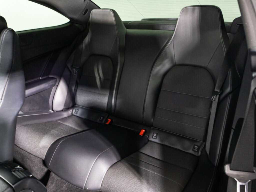 Б/У Мерседес-Бенц Ц-Класс 2013 года. Фото: #9