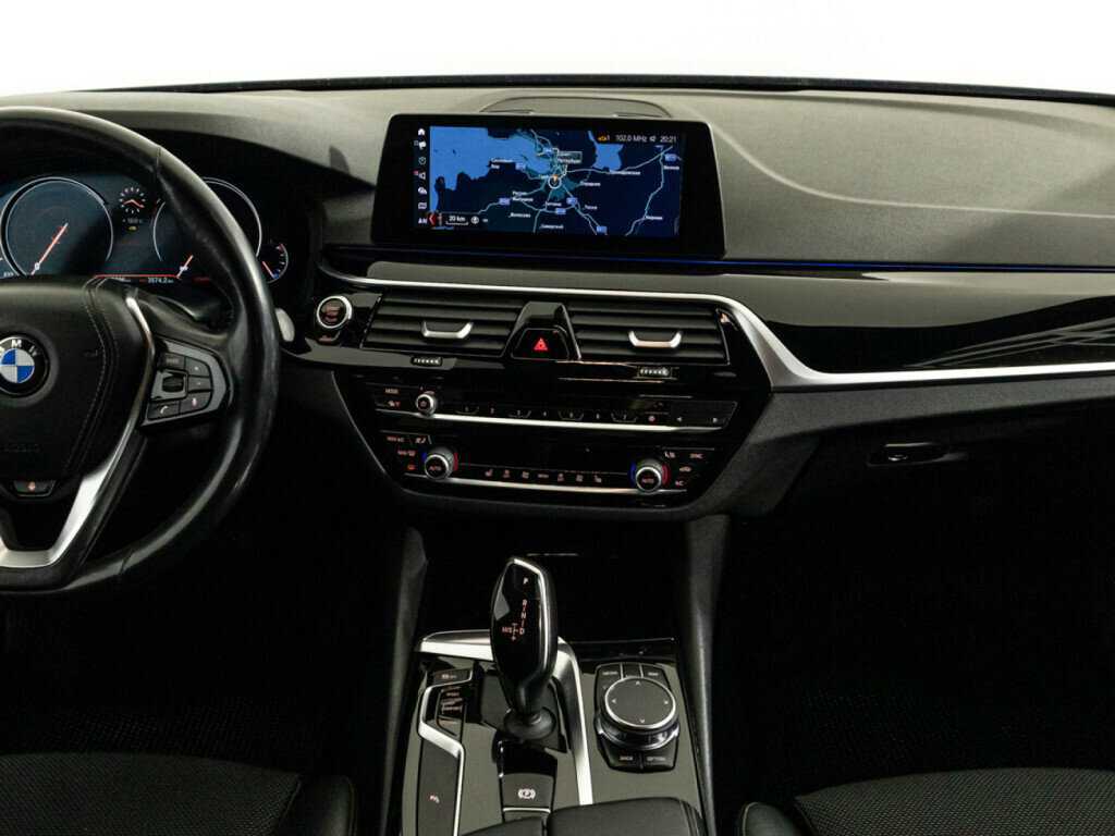 Б/У БМВ 5 серии 2017 года. Фото: #13