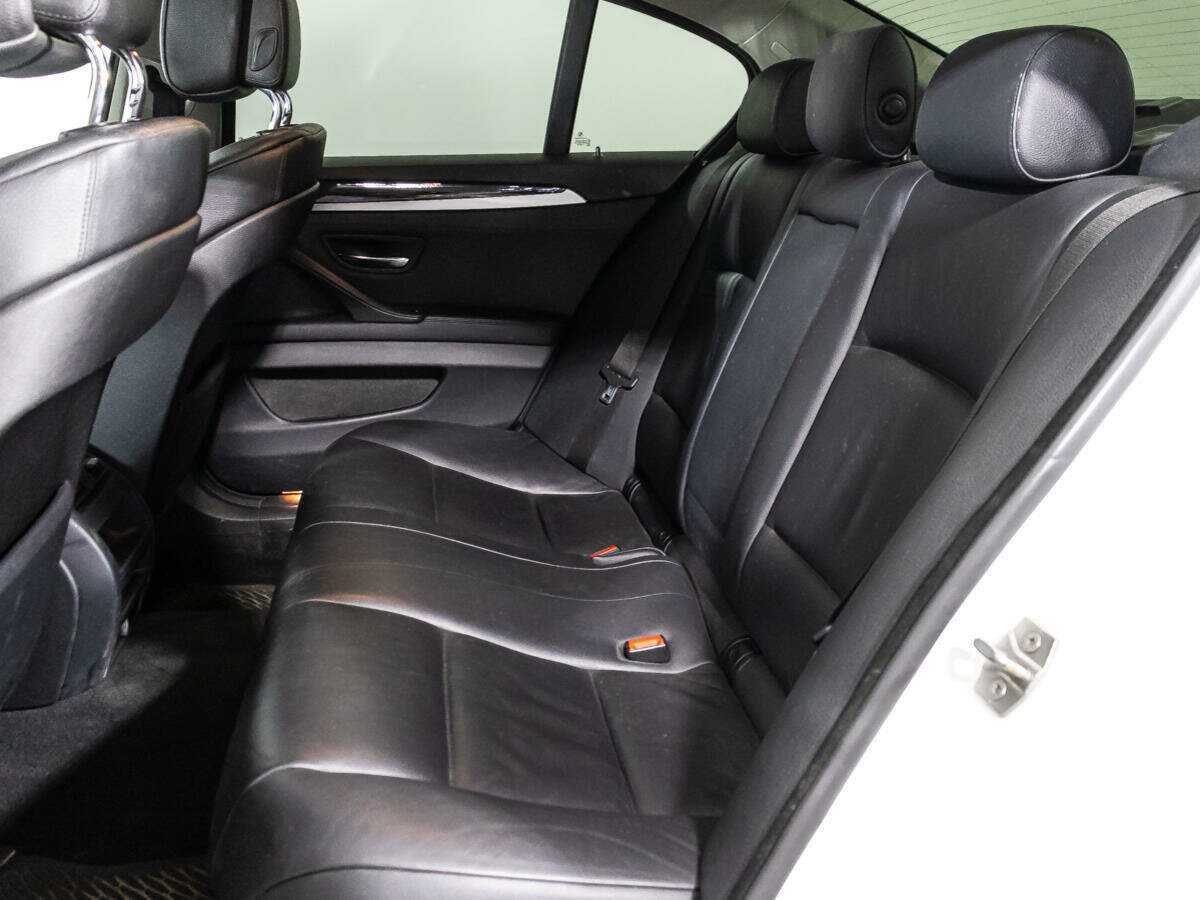 Б/У БМВ 5 серии 2012 года. Фото: #9