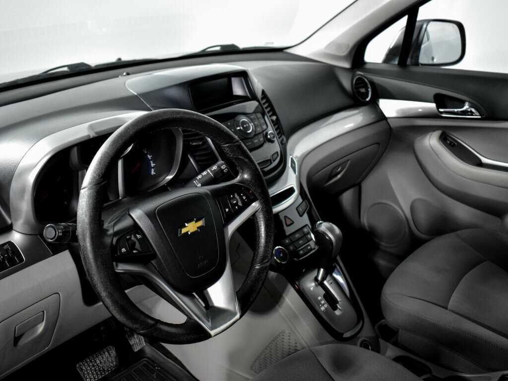 Б/У Шевроле Орландо 2012 года. Фото: #6