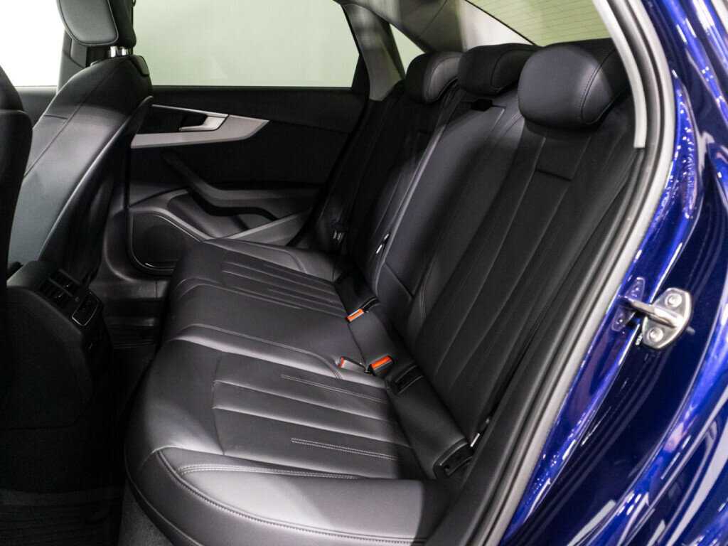 Б/У Ауди А4 2019 года. Фото: #9