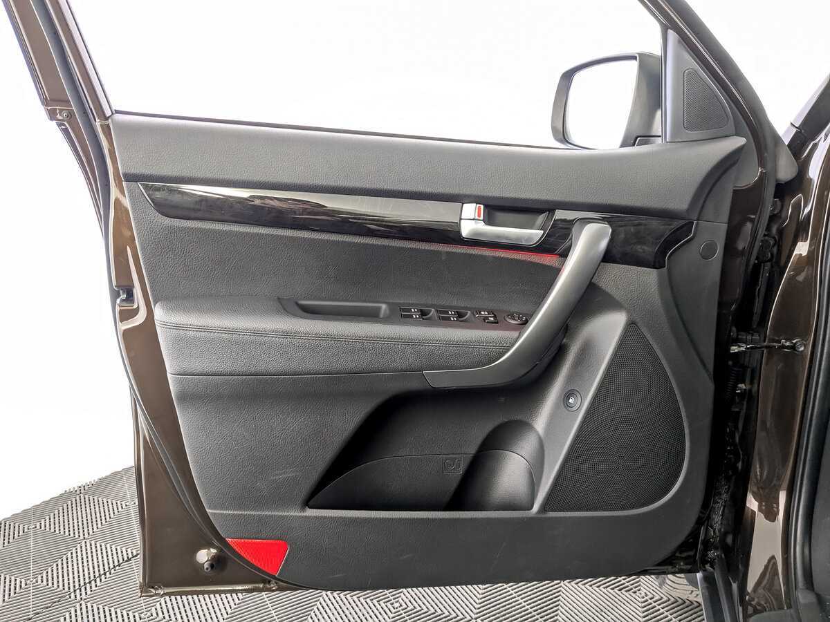 Б/У Киа Соренто 2018 года. Фото: #18