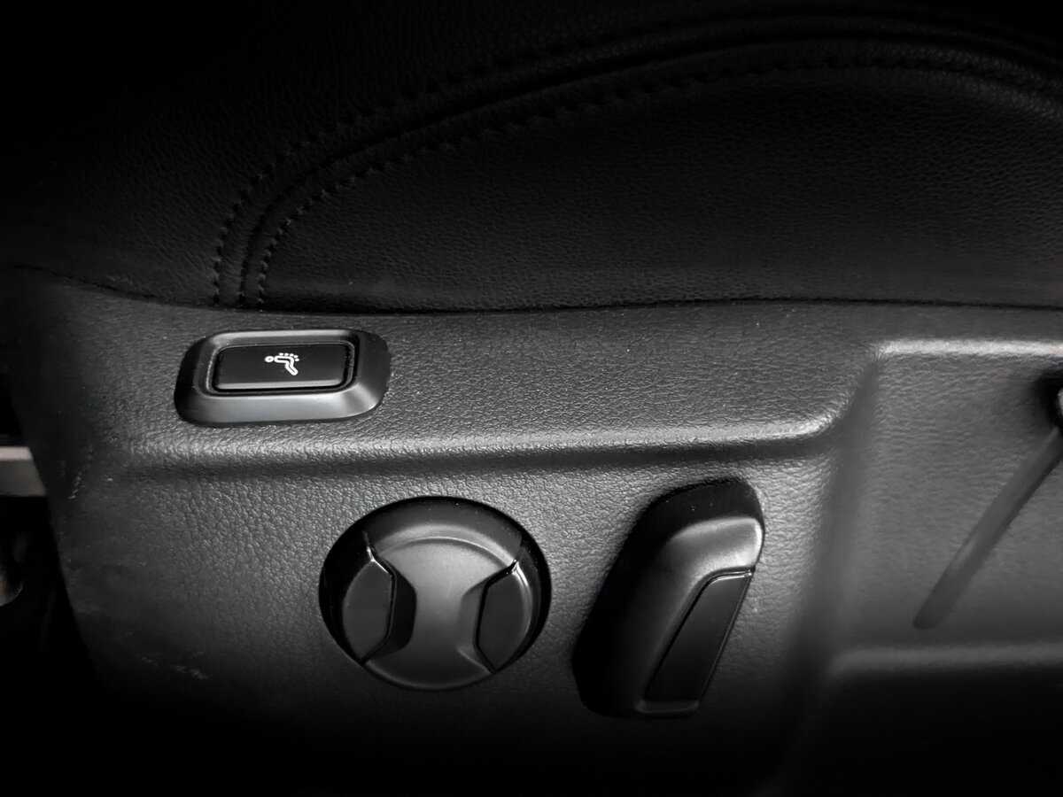 Б/У Фольксваген Пассат 2018 года. Фото: #20