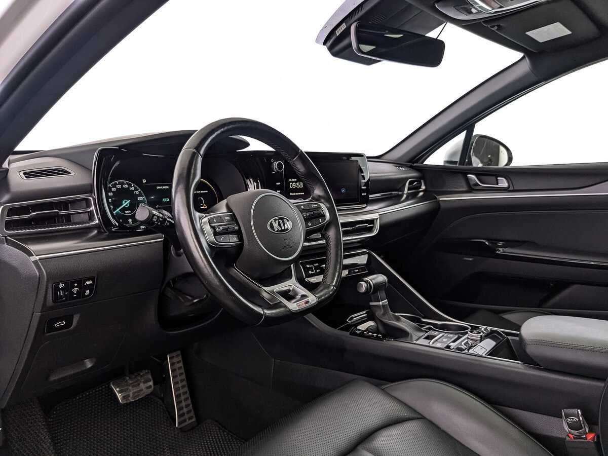 Б/У Киа К5 2021 года. Фото: #14