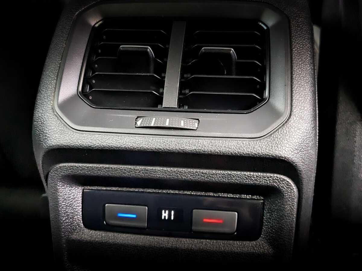 Б/У Фольксваген Тигуан 2019 года. Фото: #28