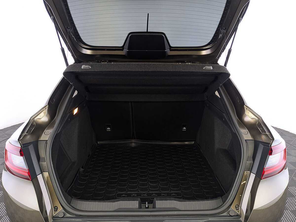 Б/У Рено Аркана 2021 года. Фото: #9