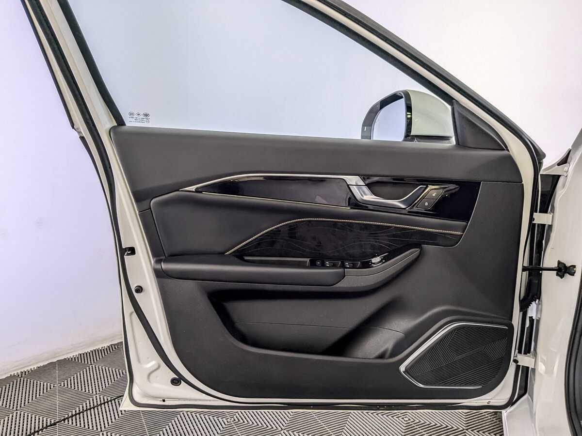 Б/У ФАВ Бестюн Б70 2023 года. Фото: #16