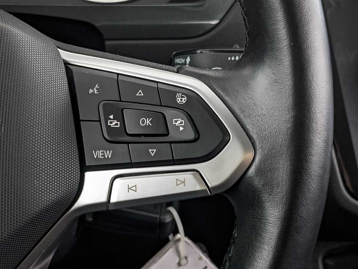 Б/У Фольксваген Тигуан 2021 года. Фото: #27