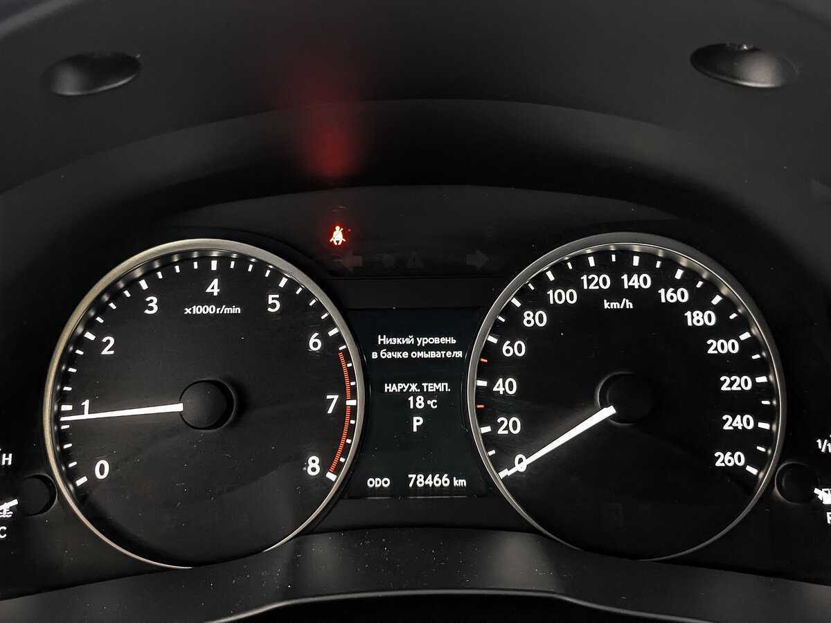 Б/У Лексус ЕС 2014 года. Фото: #15