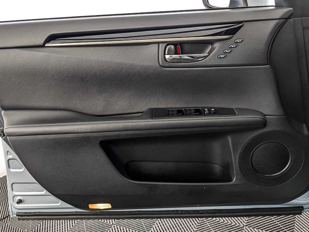 Б/У Лексус ЕС 2014 года. Фото: #18