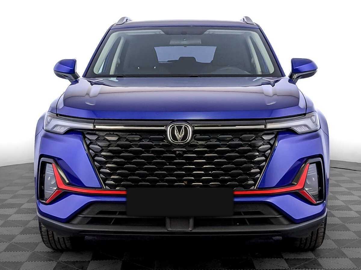 Б/У Чанган CS35 Plus 2022 года. Фото: #1