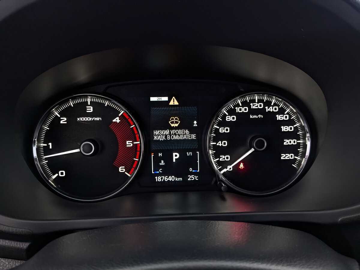 Б/У Митсубиши Паджеро Спорт 2017 года. Фото: #13