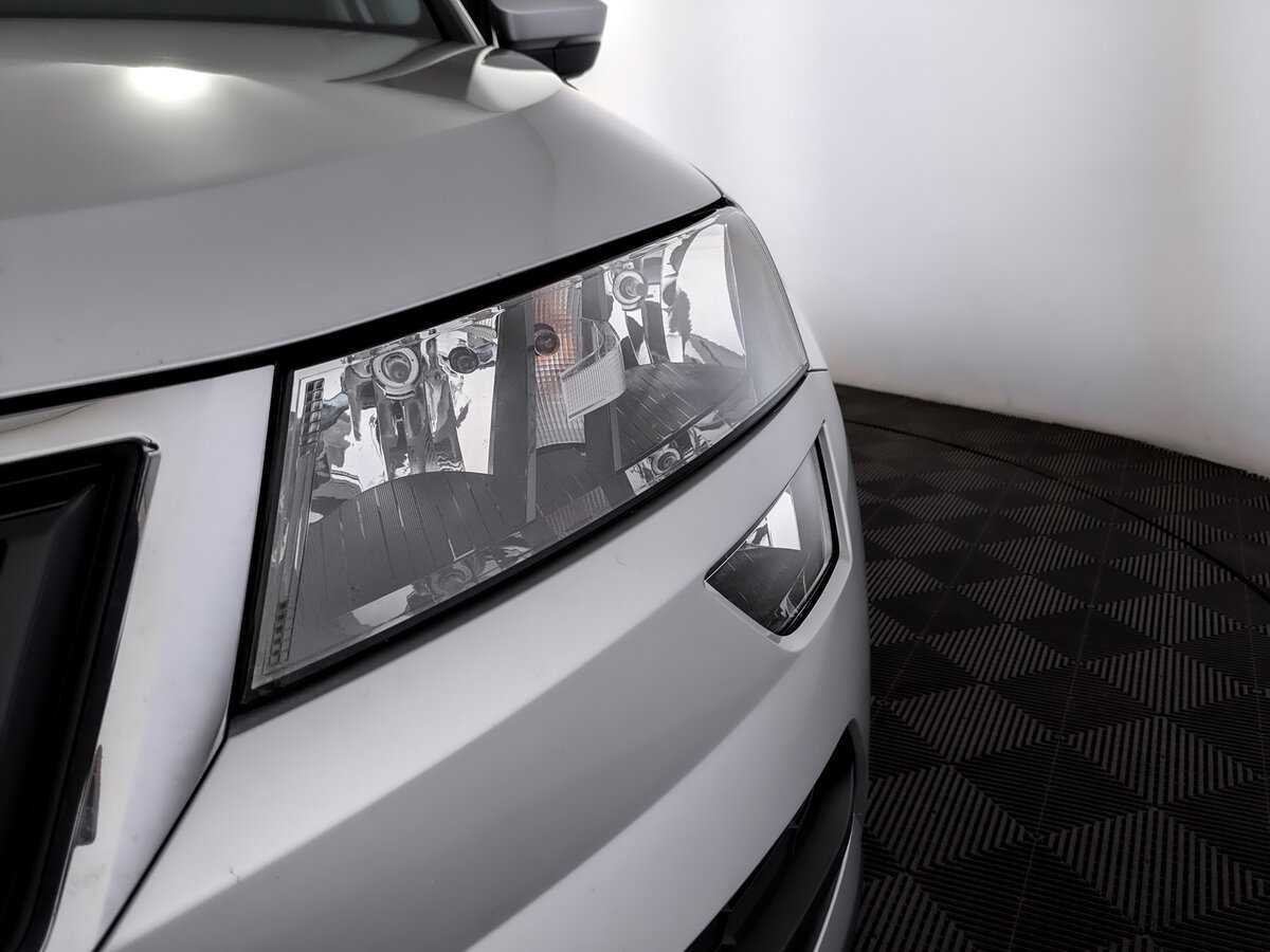 Б/У Шкода Карок 2021 года. Фото: #16