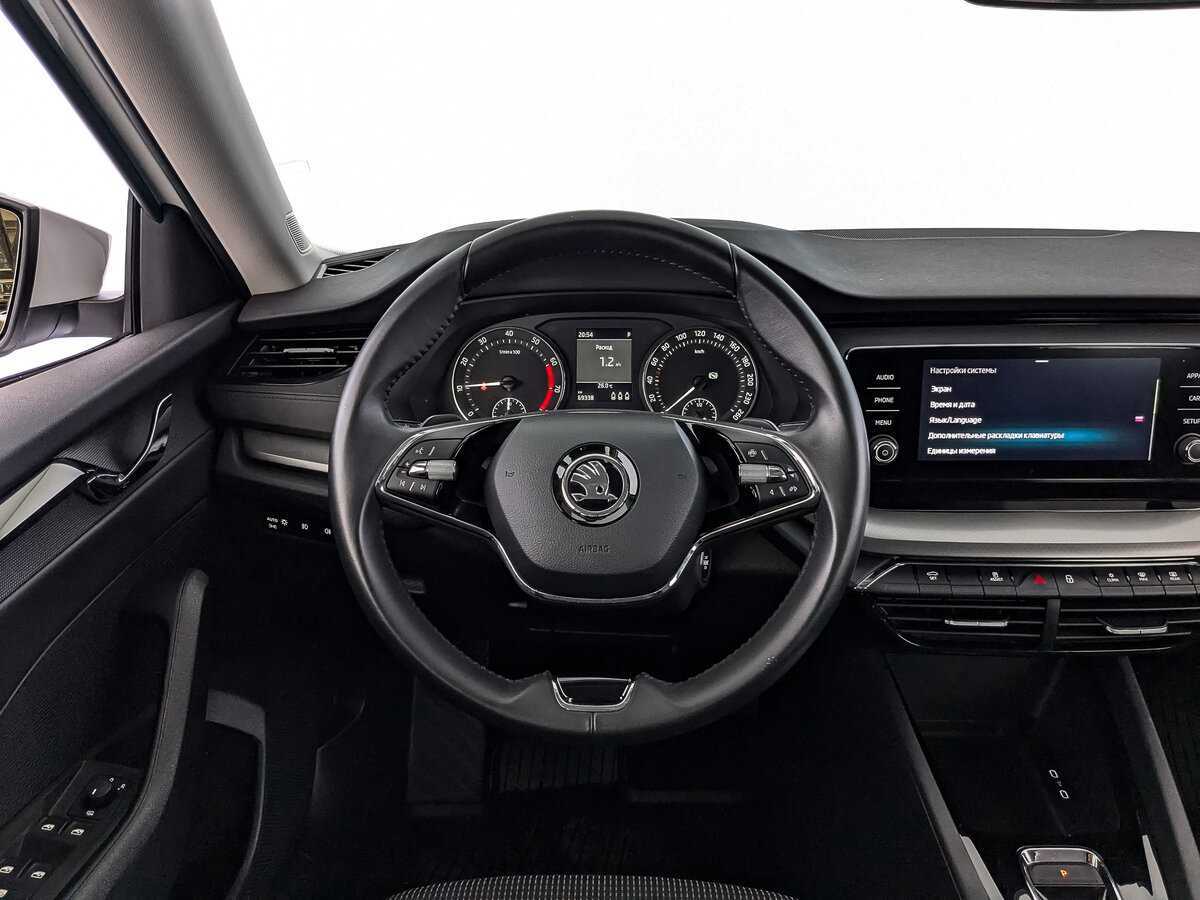 Б/У Шкода Октавия 2021 года. Фото: #20