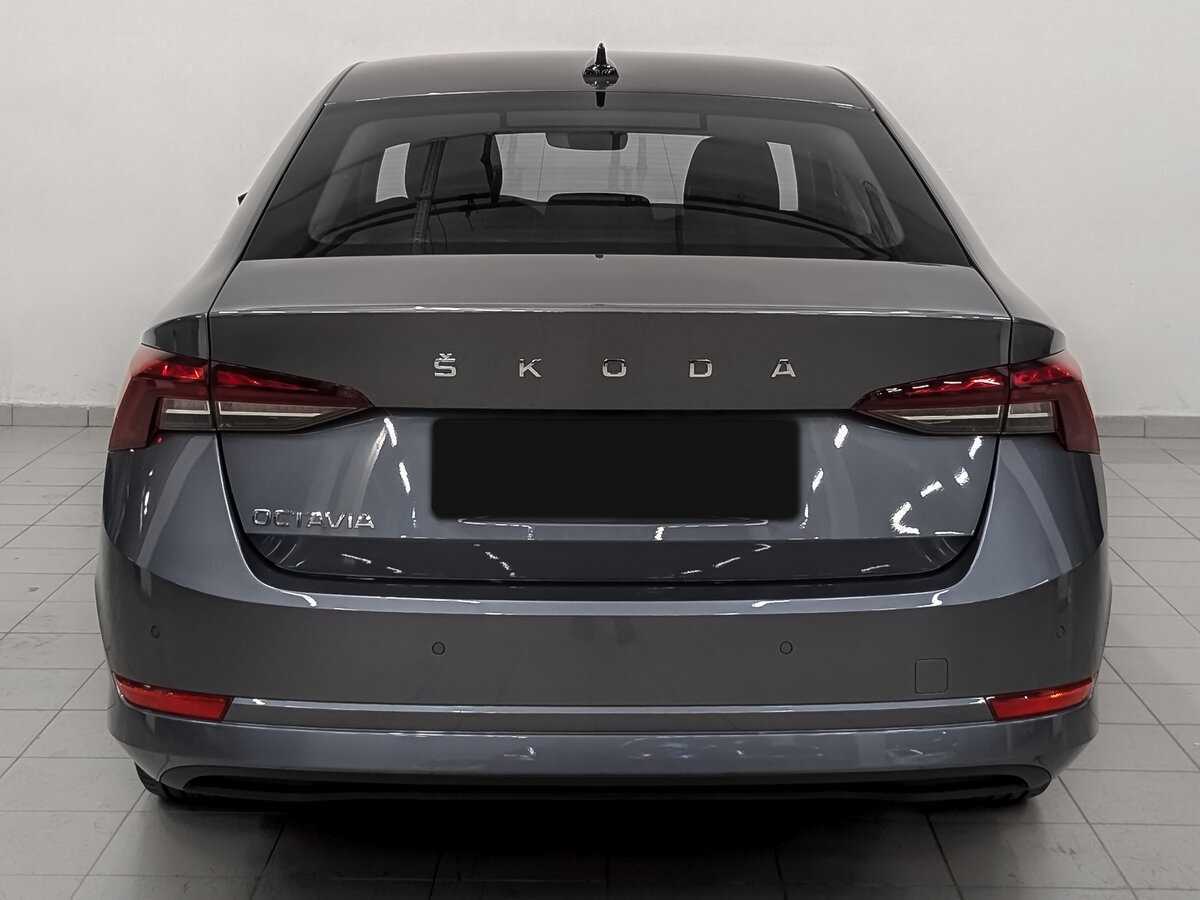 Б/У Шкода Октавия 2021 года. Фото: #5