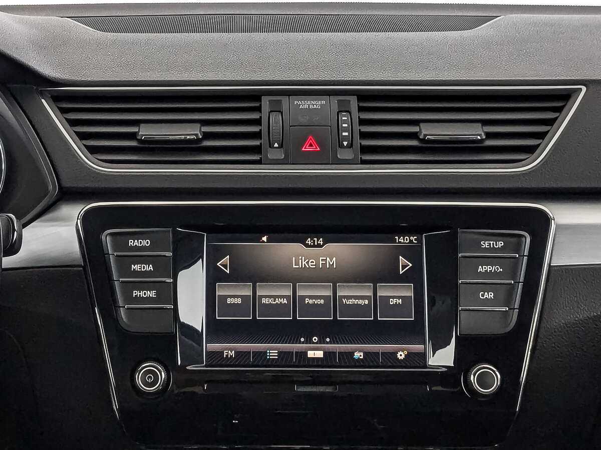 Б/У Шкода Суперб 2019 года. Фото: #15