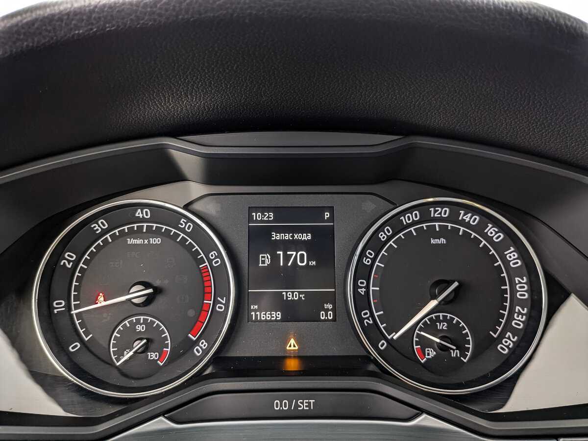 Б/У Шкода Суперб 2018 года. Фото: #15