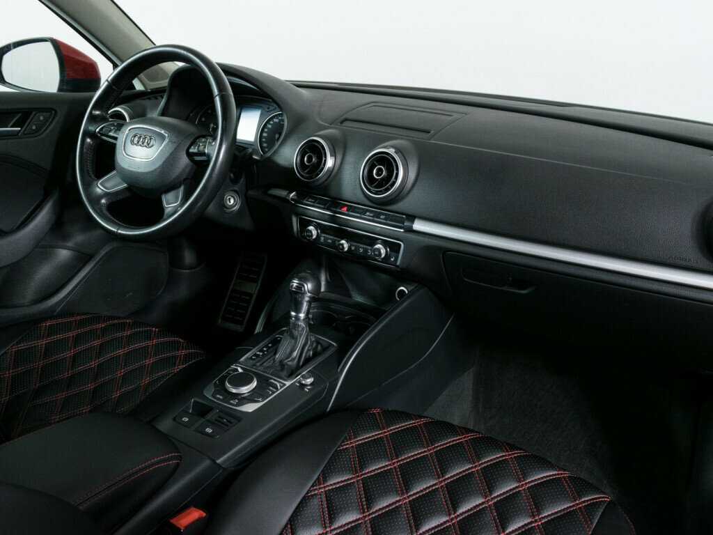 Б/У Ауди А3 2013 года. Фото: #7